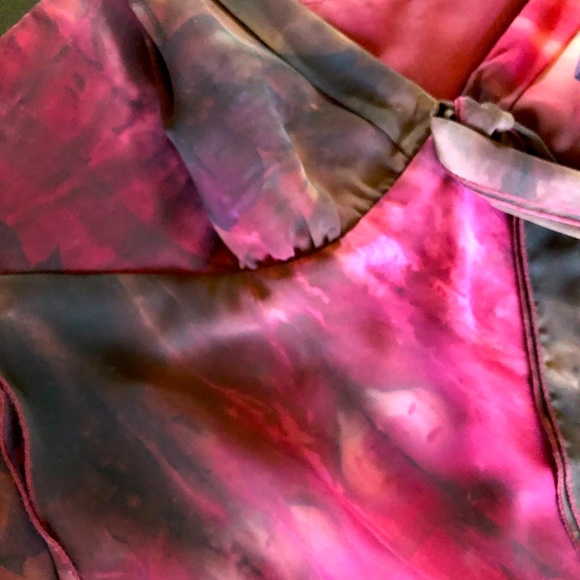 Joseph Ribkoff burgundy print camisole. Elegant and fluid. - Picture 9 of 12